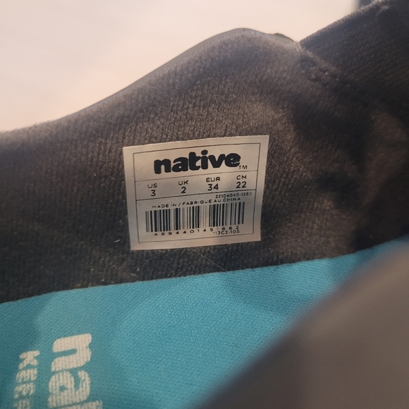 Native Shoes Boys Dress Shoes - Picture 2 of 3